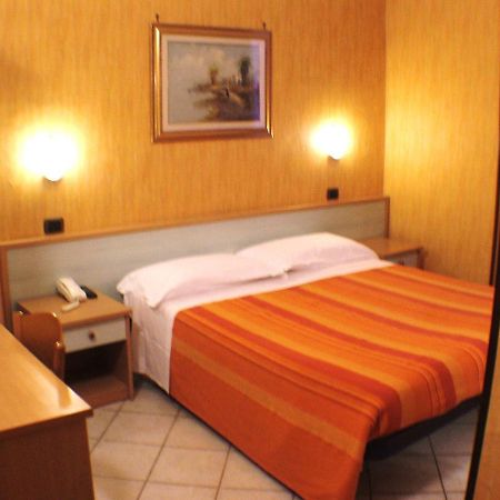 Hotel Isolabella Bussoleno Exteriér fotografie