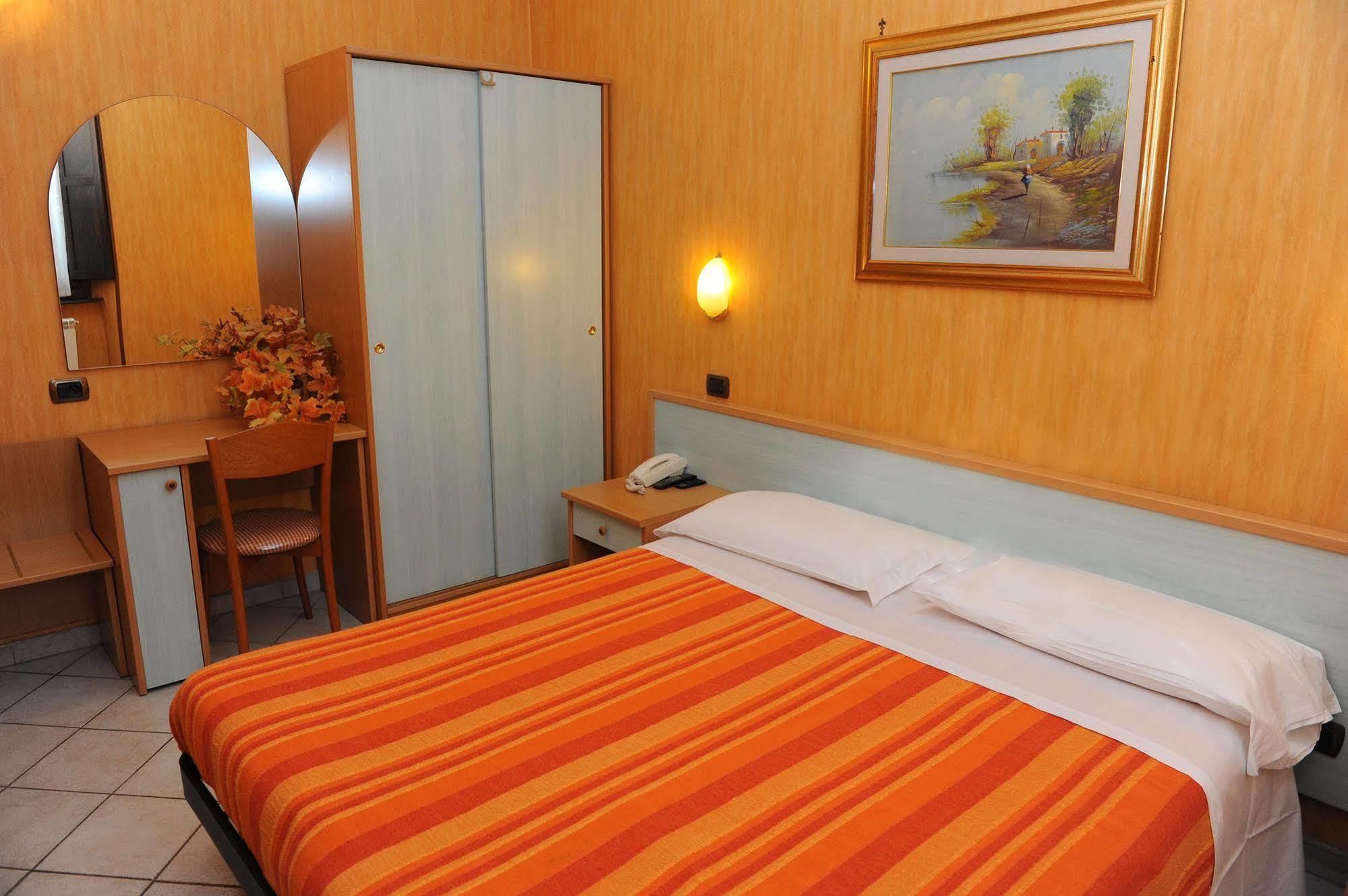 Hotel Isolabella Bussoleno Exteriér fotografie